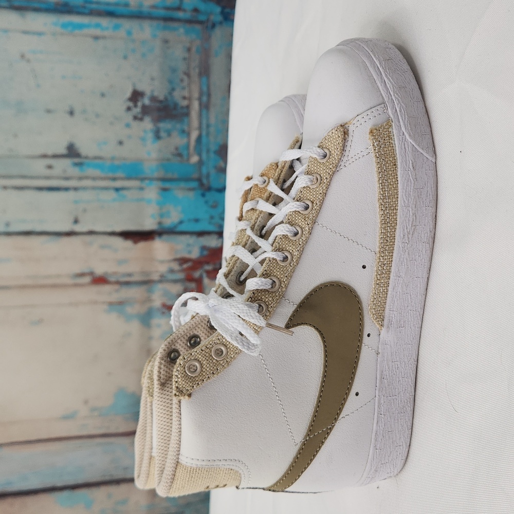Nike Blazer Mid GS Khaki Sneakers